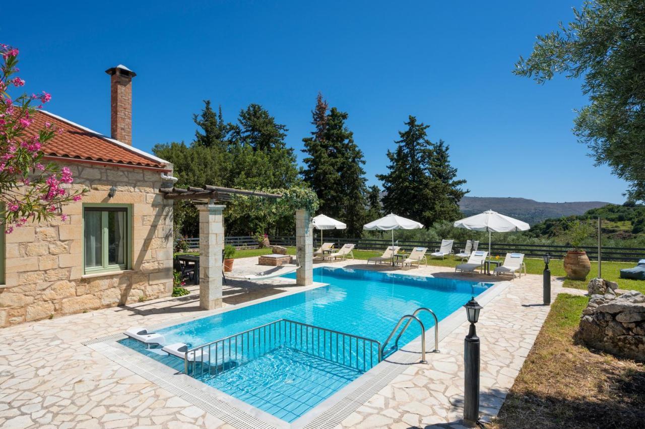 Boutique Villa Petra Amanda Heated Pool Optional Fílippos エクステリア 写真