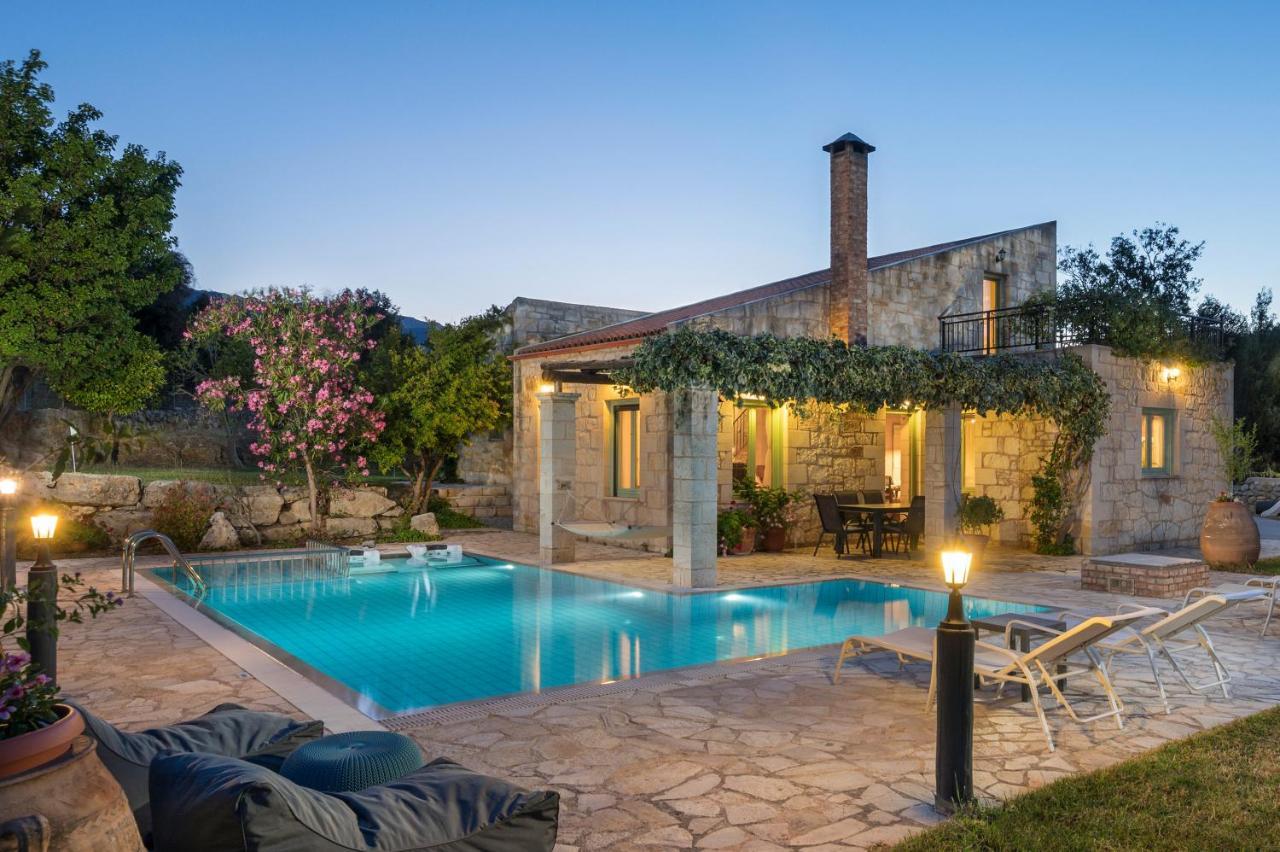 Boutique Villa Petra Amanda Heated Pool Optional Fílippos エクステリア 写真